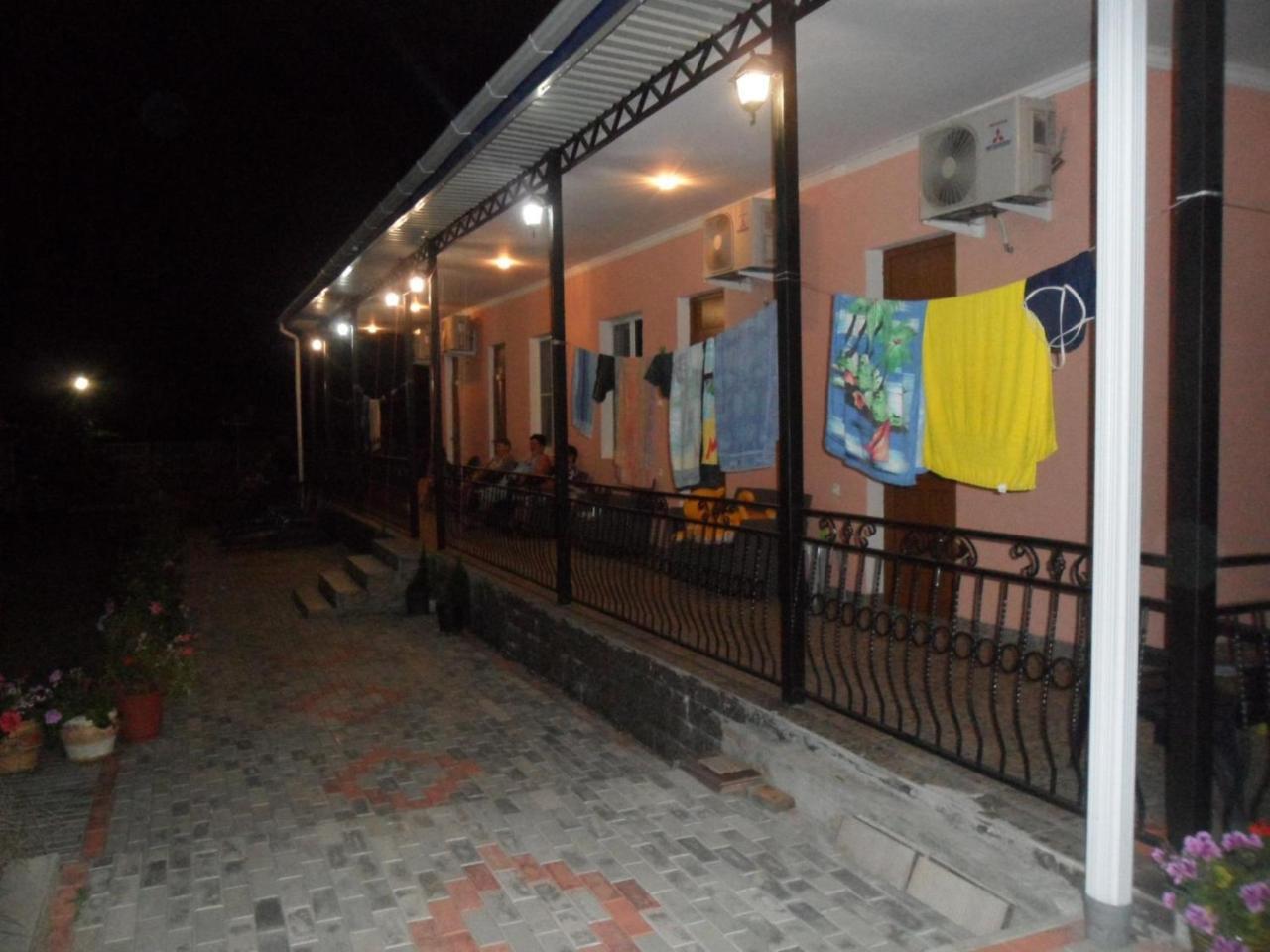 Galina Guest House Alakhadzi Exterior foto